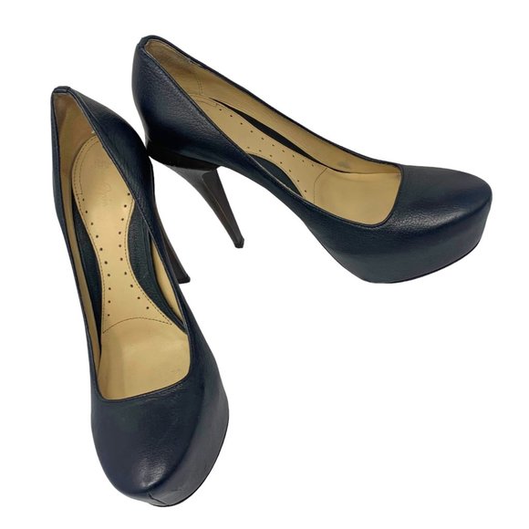 MAX AZRIA Black Leather Hidden Platform 4" Stilettos - Picture 9 of 10